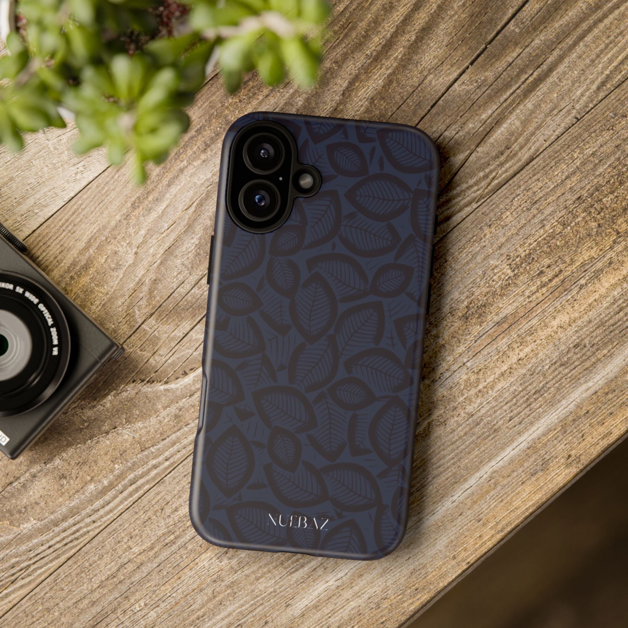 Elegant Leaf Design Phone Case