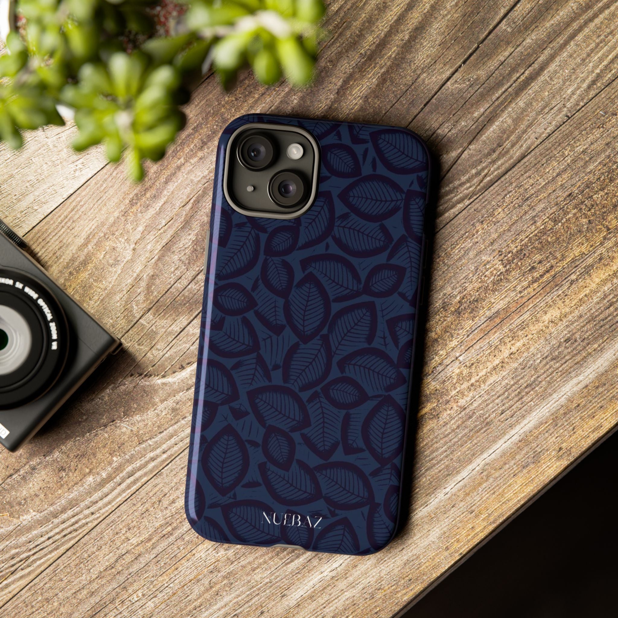 Elegant Leaf Design Phone Case