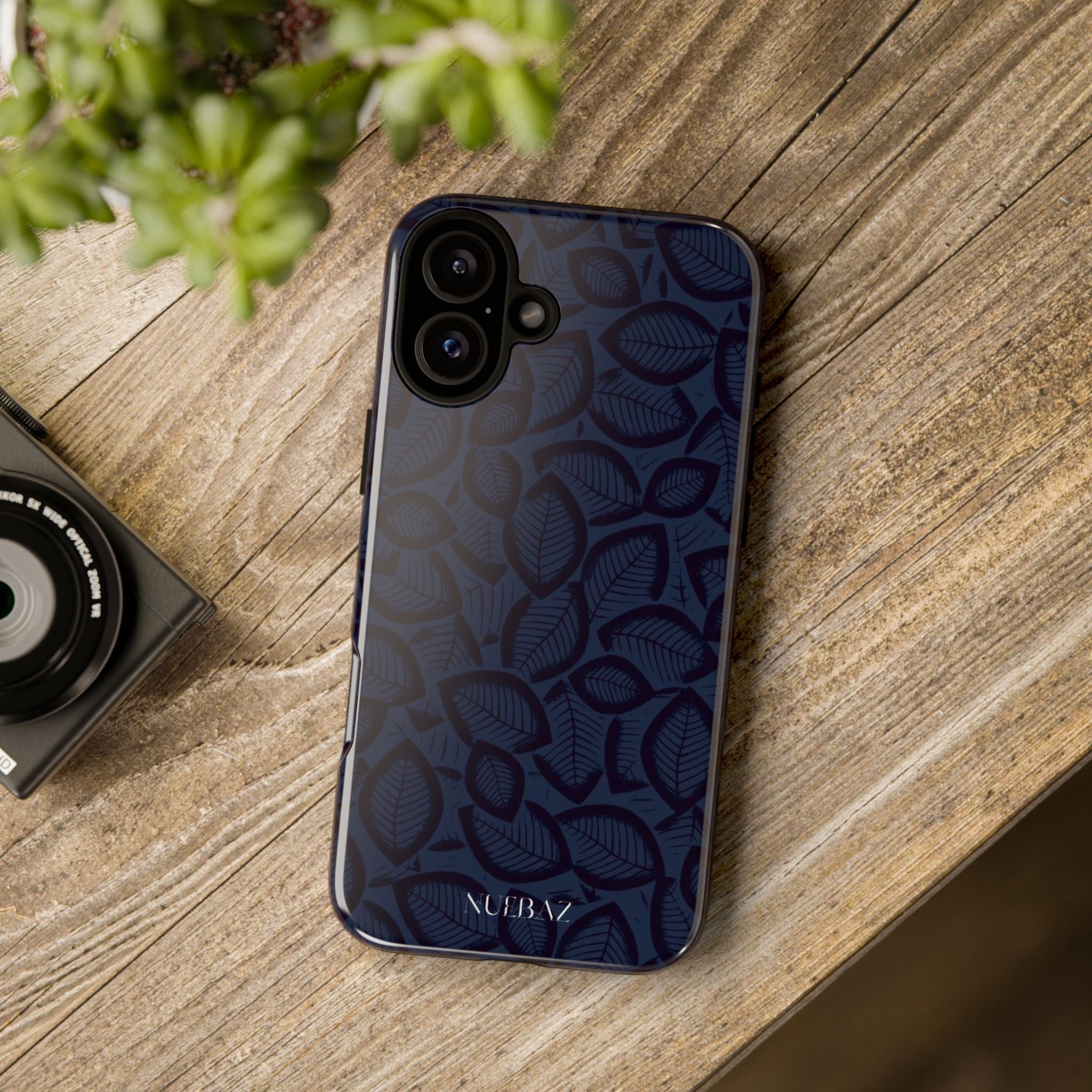 Elegant Leaf Design Phone Case